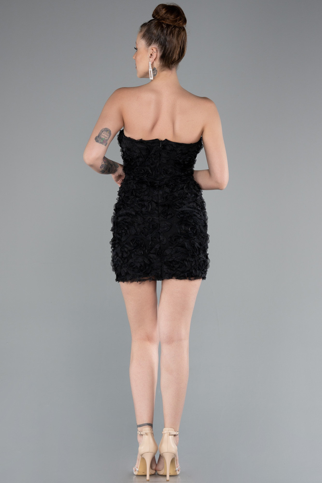 Siyah Straplez Çiçek Aplikeli Mini Davet Elbisesi ABK2359 - Görsel 2