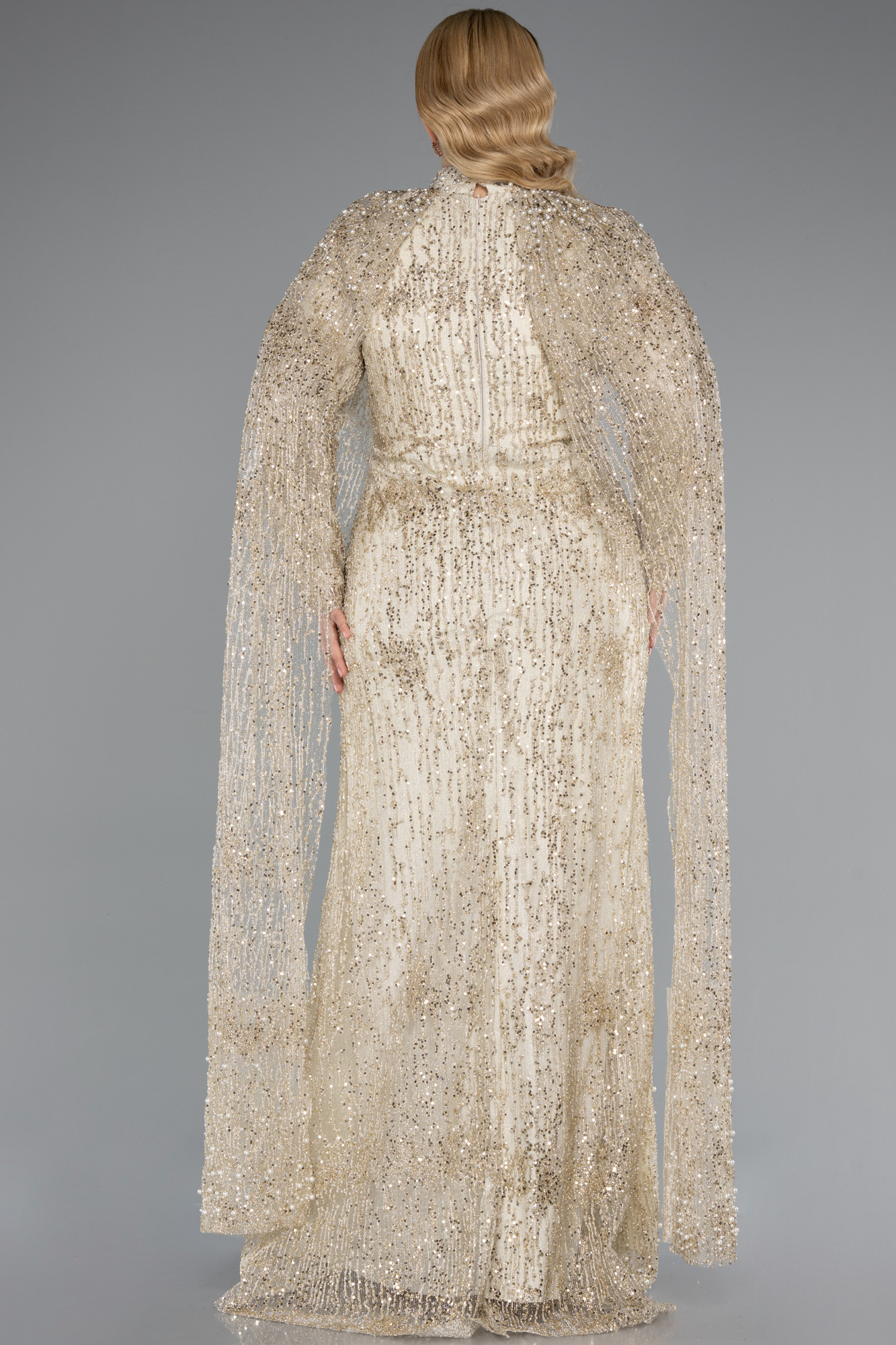 Gold Uzun Kol Şallı Pullu Büyük Beden Tesettür Abiye ABU4995 - Görsel 2