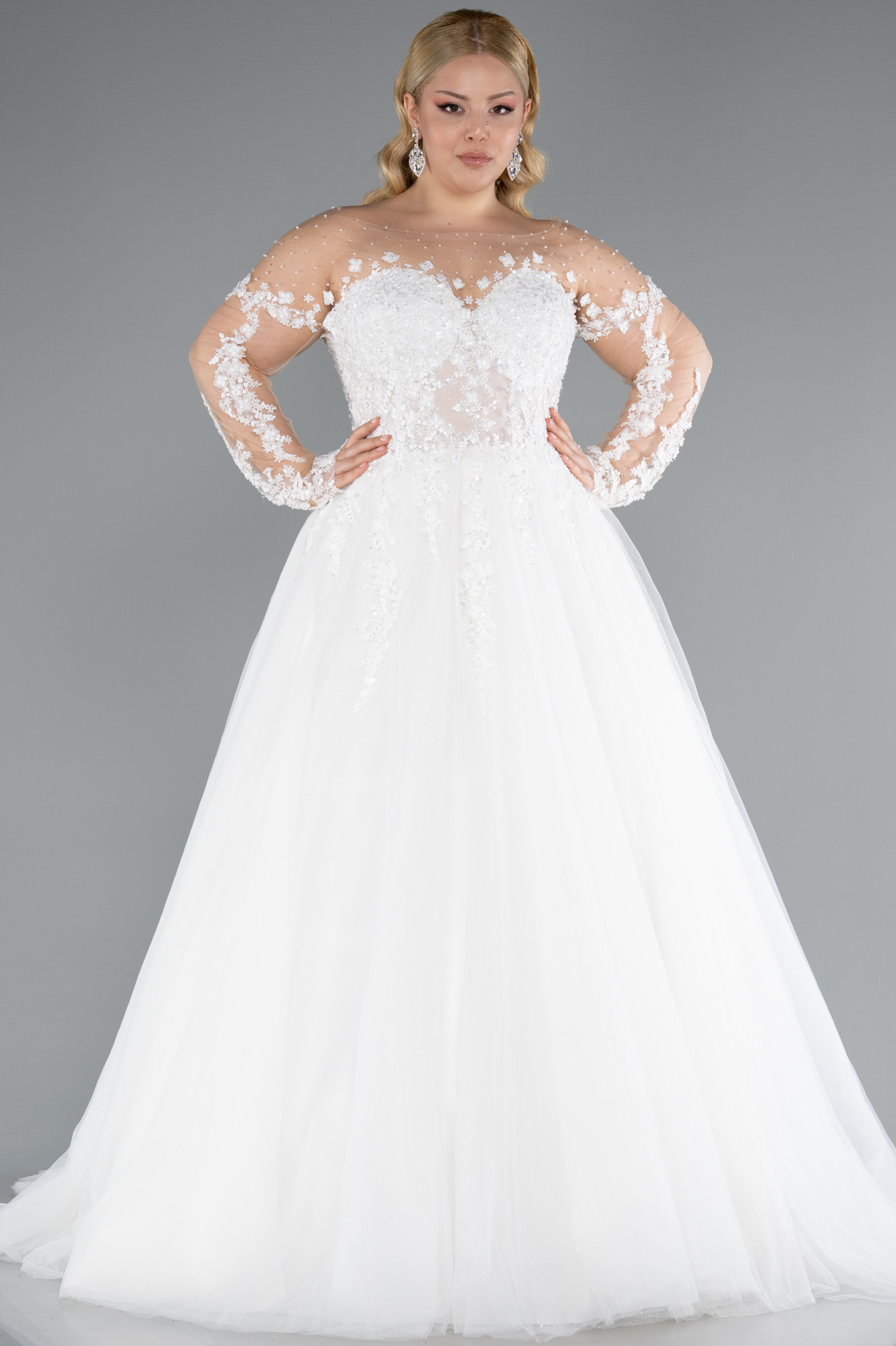 Ekru Uzun Kol Boncuklu Çiçek İşlemeli Büyük Beden Gelinlik ABG041