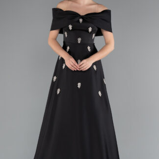 Siyah Kayık Yaka Taşlı Uzun Saten Abiye ABU5015