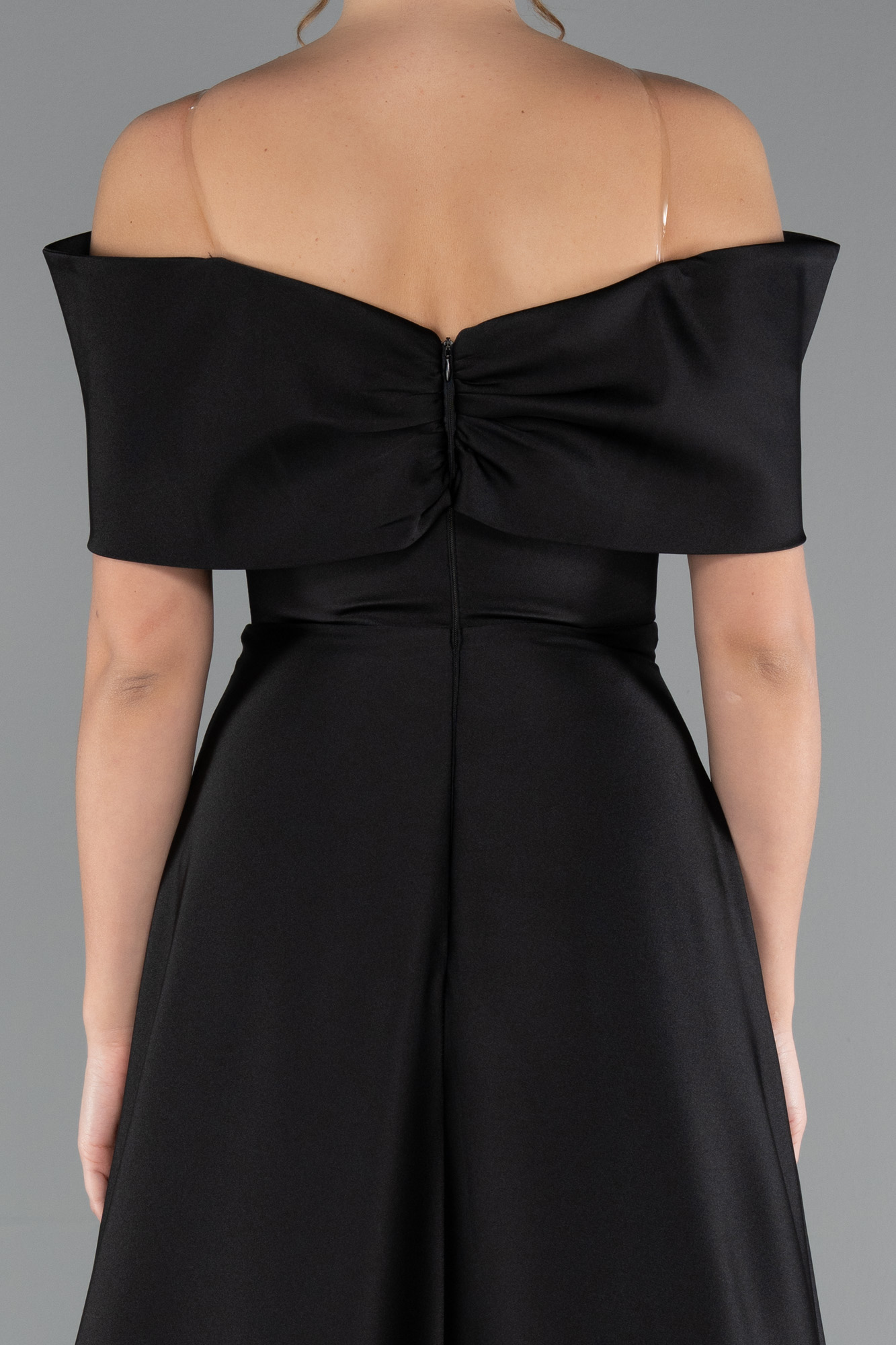 Siyah Kayık Yaka Taşlı Uzun Saten Abiye ABU5015 - Görsel 4