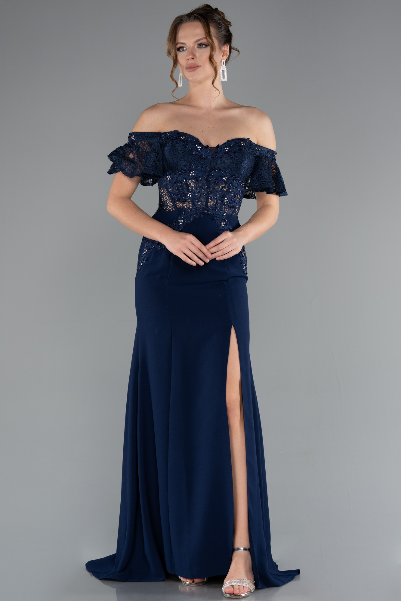 Lacivert Kayık Yaka Sırt Dekolteli Üstü Dantel Uzun Abiye ABU2261