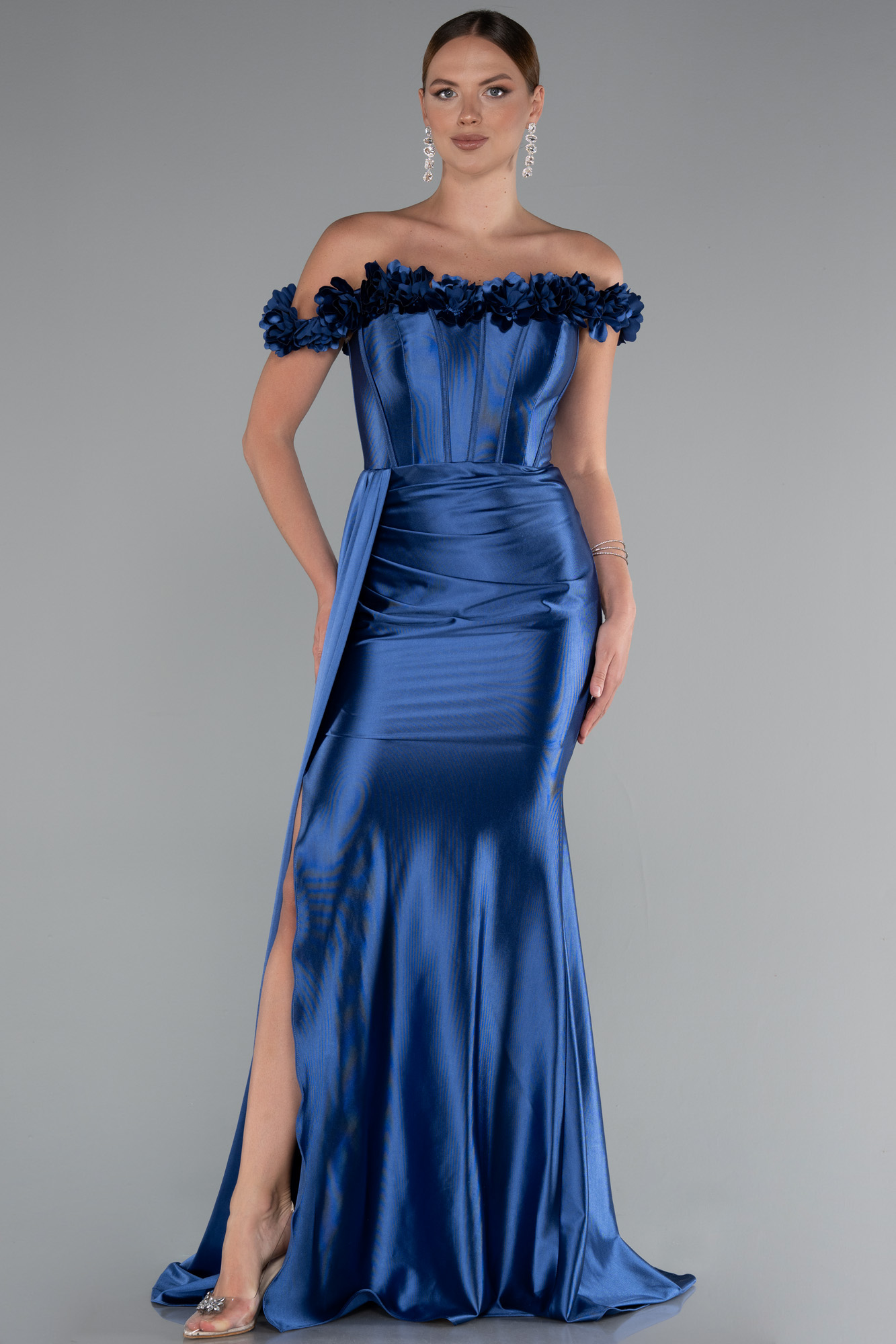 İndigo Çiçekli Kayık Yaka Balenli Uzun Saten Abiye ABU4903