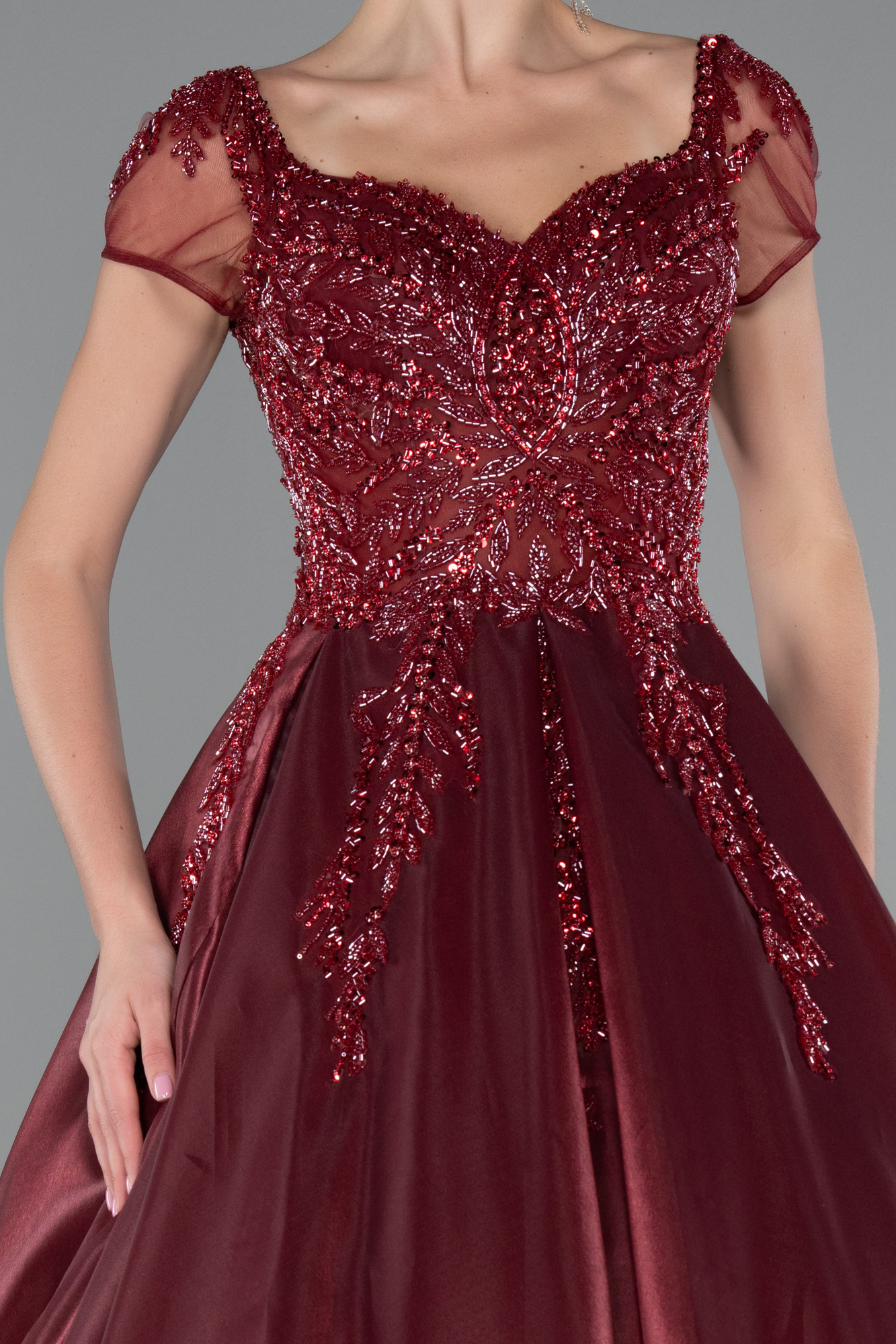 Bordo Kısa Kol Üstü Taşlı Özel Tasarım Nişan Elbisesi ABU4449 - Görsel 4