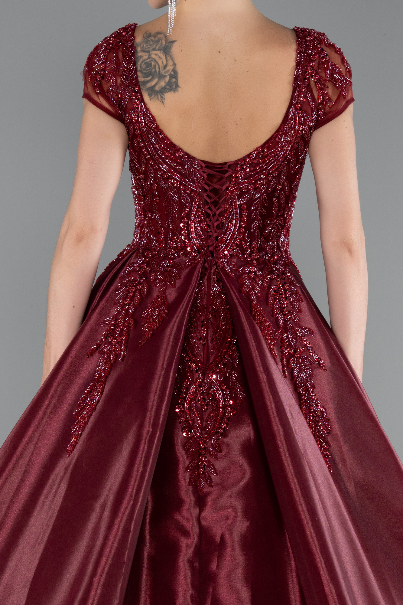 Bordo Kısa Kol Üstü Taşlı Özel Tasarım Nişan Elbisesi ABU4449 - Görsel 5