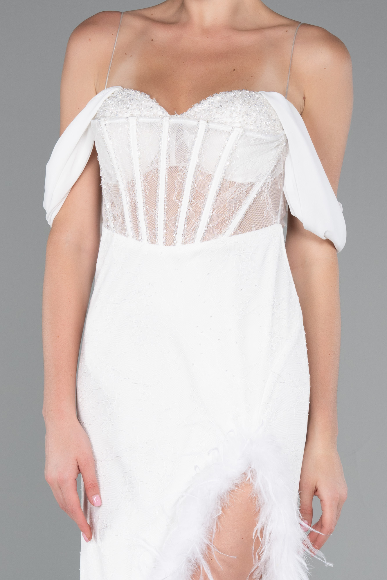 Ekru Kayık Yaka Balen Korse Yırtmaçlı Uzun Dantel Abiye ABU4270 - Görsel 5