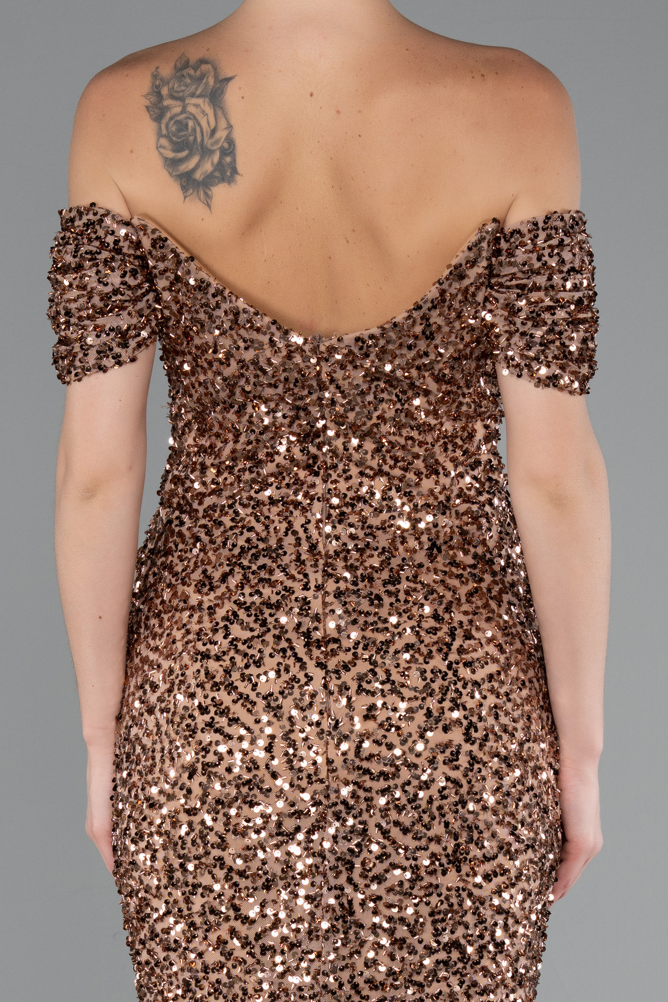 Bakır Kayık Yaka Uzun Pullu Balık Abiye Elbise ABU4906 - Görsel 4