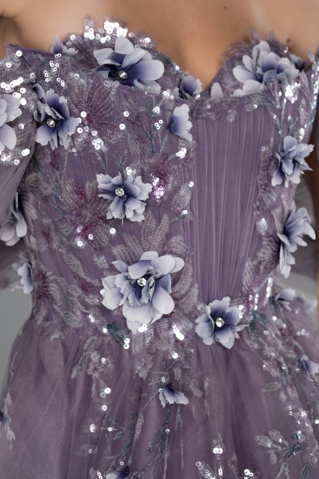 Lavanta Kayık Yaka Çiçek Aplikeli Uzun Büyük Beden Nişanlık ABU5076 - Görsel 5