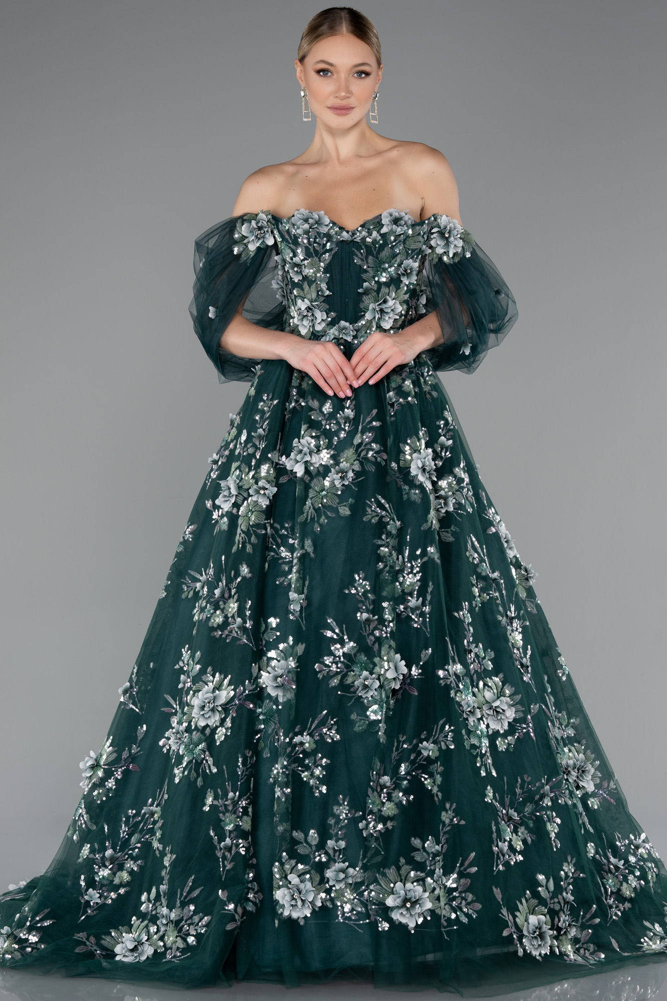 Zümrüt Yeşili Kayık Yaka Çiçek Aplikeli Uzun Büyük Beden Nişanlık ABU5076