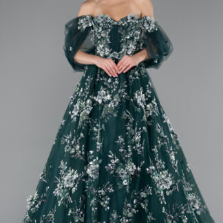 Zümrüt Yeşili Kayık Yaka 3D Çiçek Aplikeli Uzun Özel Tasarım Nişanlık ABU5074