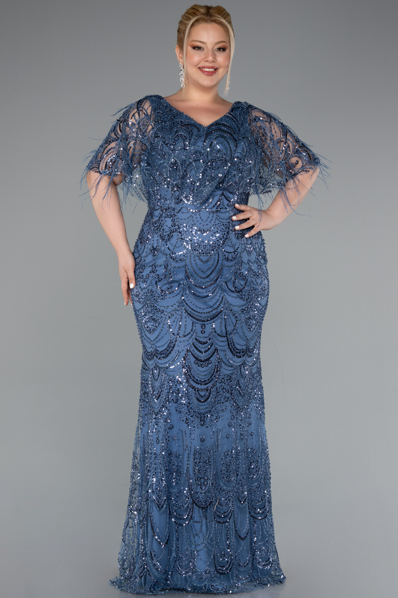 İndigo Kısa Kol V Yaka Boncuklu Uzun Büyük Beden Abiye ABU4950