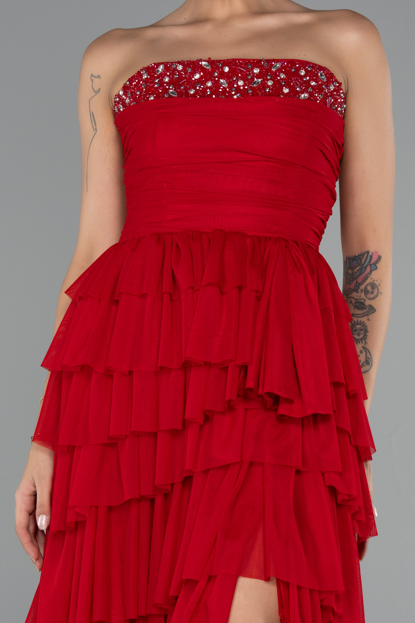 Kırmızı Taşlı Straplez Katlı Etek Yırtmaçlı Uzun Abiye ABU5104 - Görsel 4