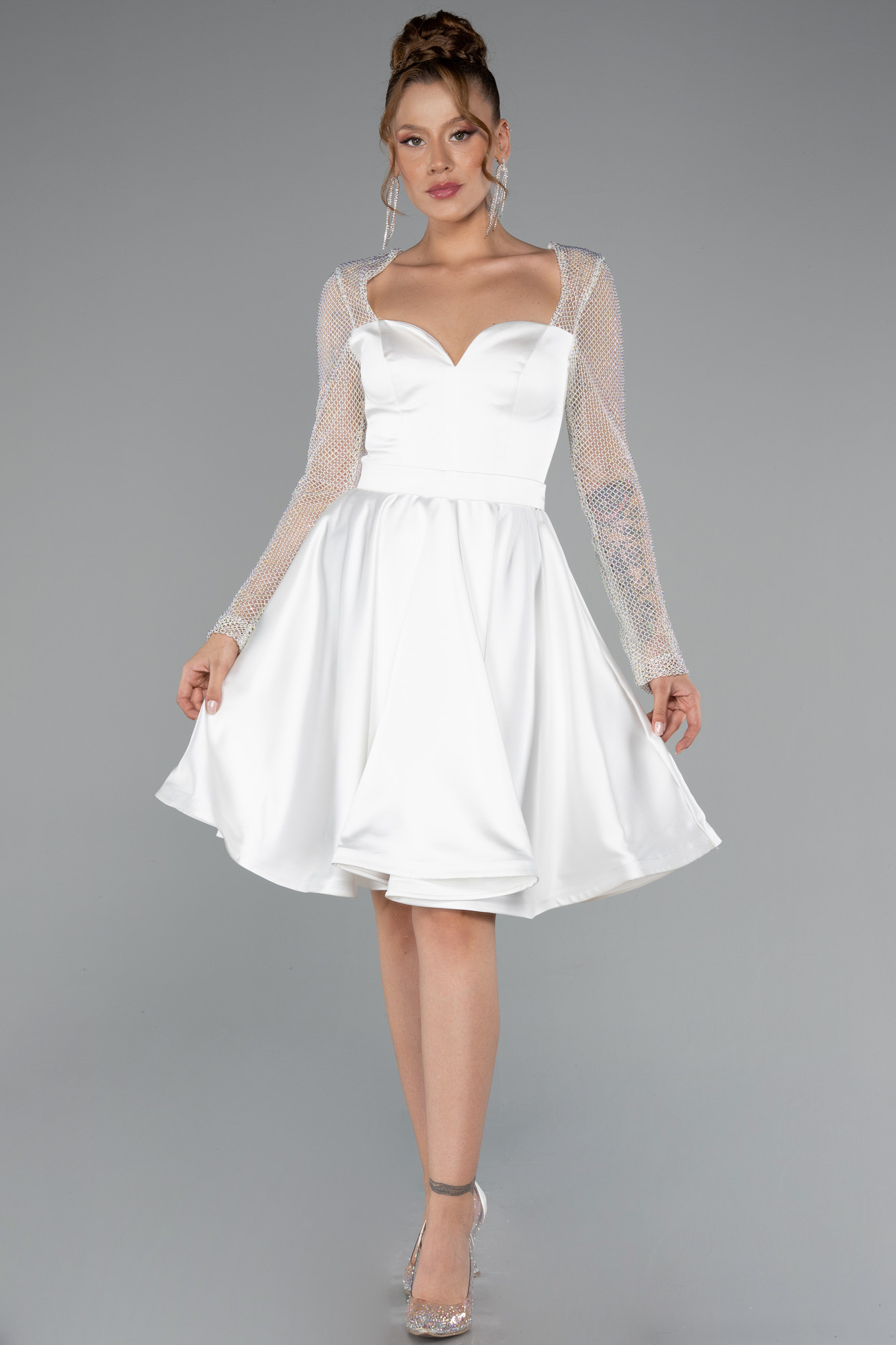 Ekru Taşlı File Uzun Kol Kısa Saten Davet Elbisesi ABK2390