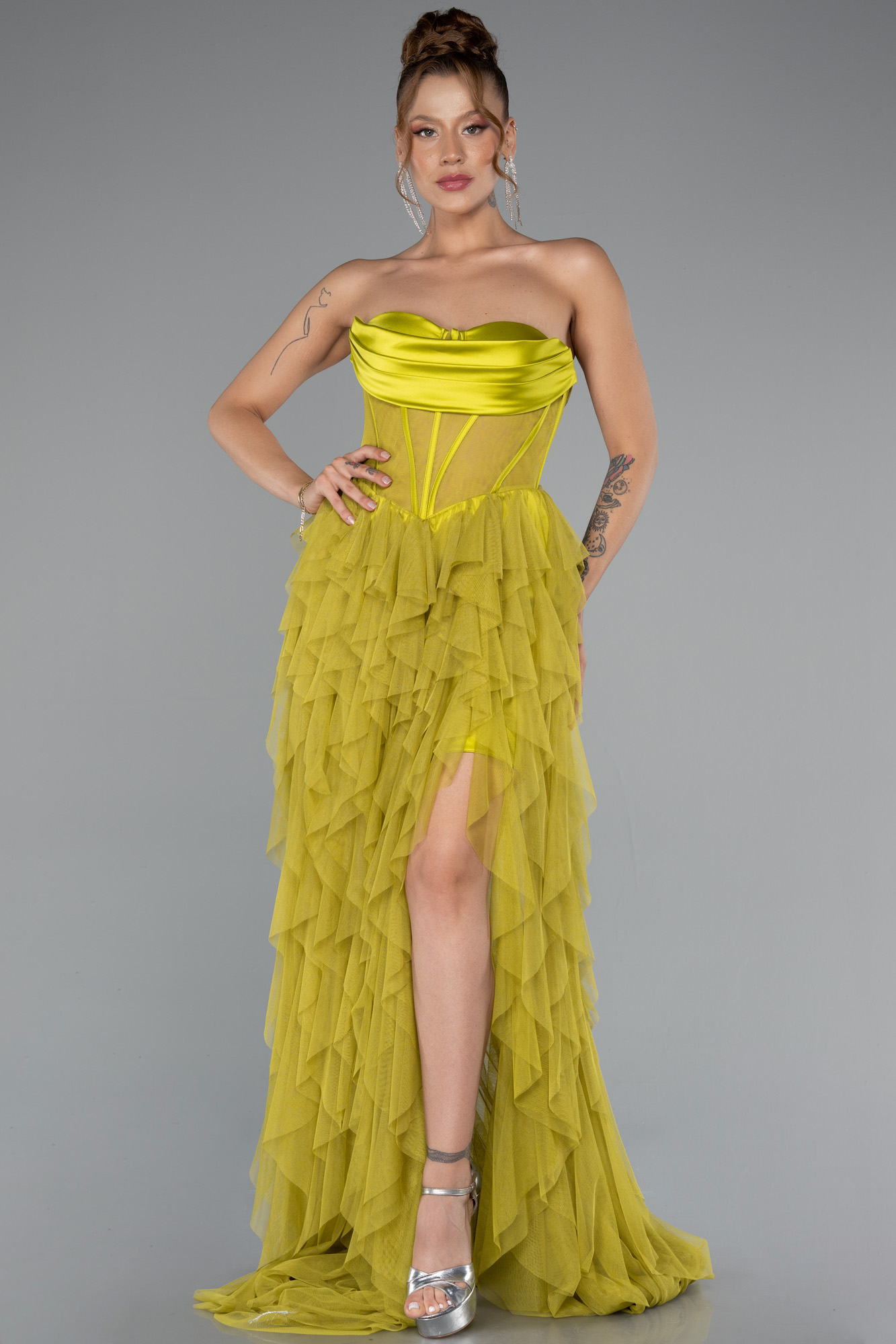 Fıstık Yeşili Straplez Yırtmaçlı Uzun Abiye ABU5071