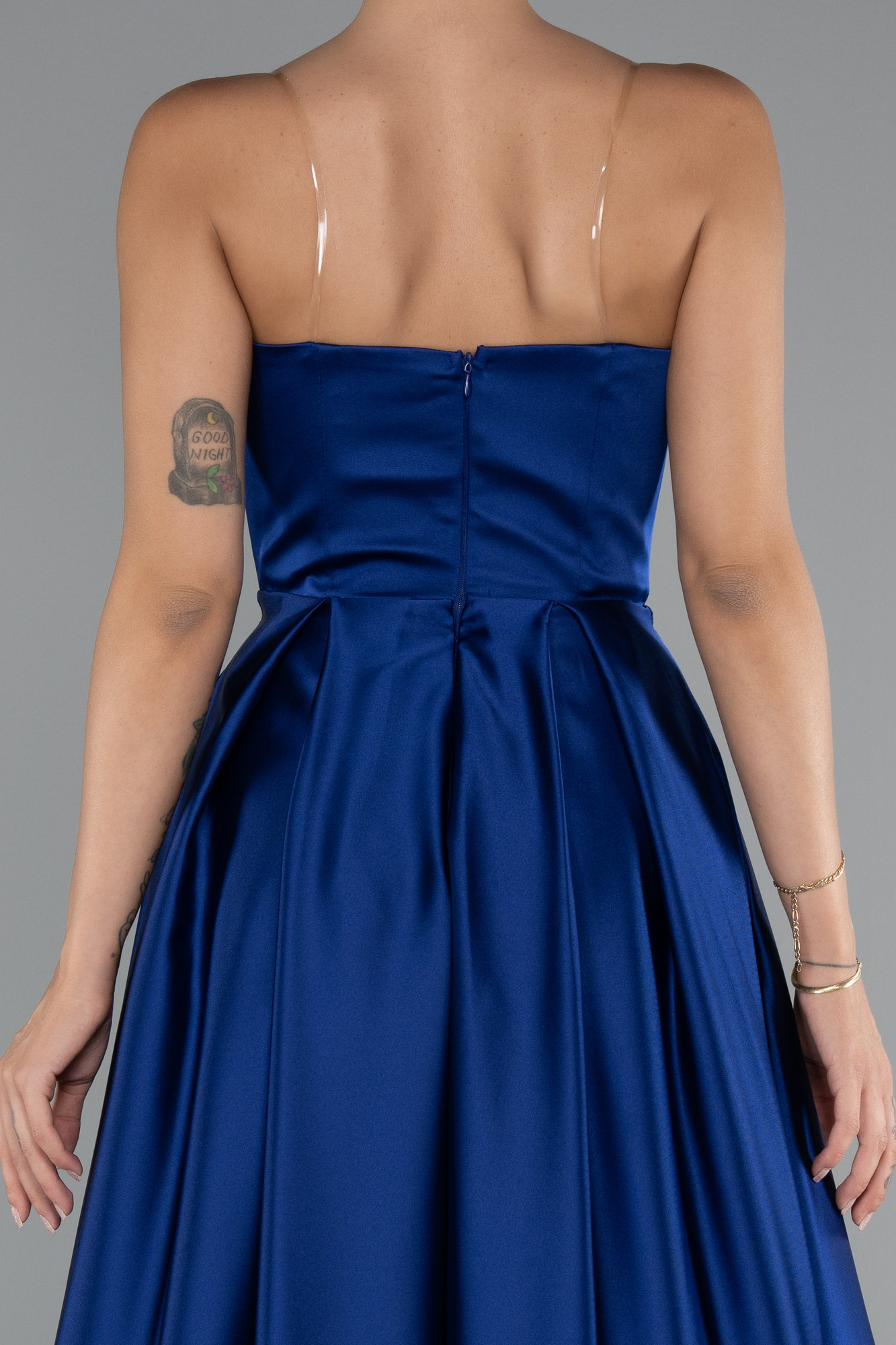 Saks Mavi Straplez Uzun Saten Abiye Elbise ABU5105 - Görsel 4