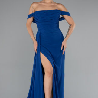 Saks Mavi Kayık Yaka Yırtmaçlı Uzun Şifon Abiye Elbise ABU4925