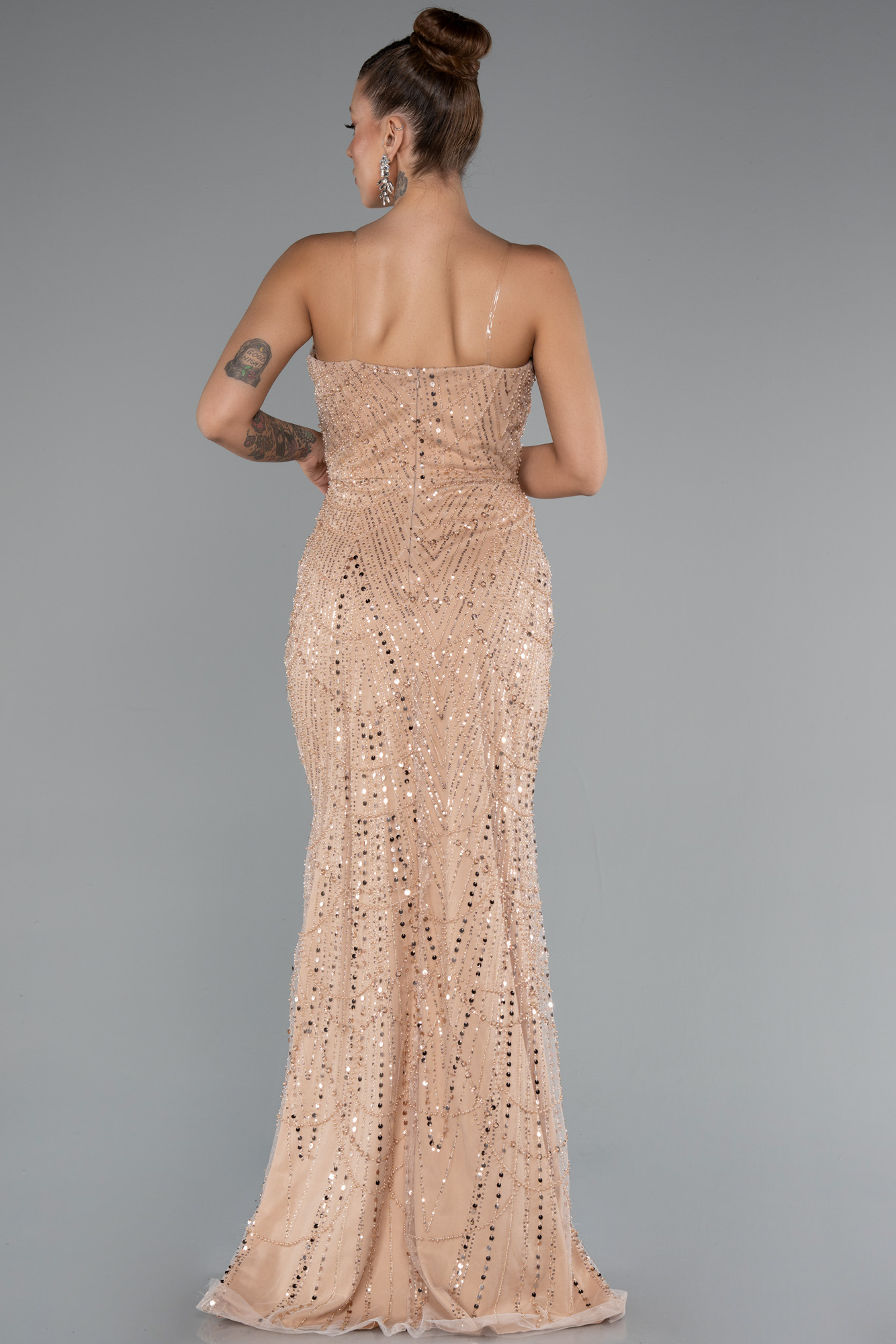 Gold Straplez Uzun Şal Detay Boncuklu Abiye ABU5141 - Görsel 4