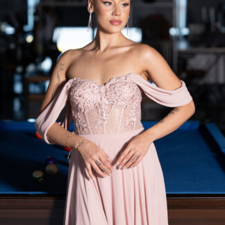 Pudra İşlemeli Kayık Yaka Yırtmaçlı Uzun Şifon Abiye ABU3310