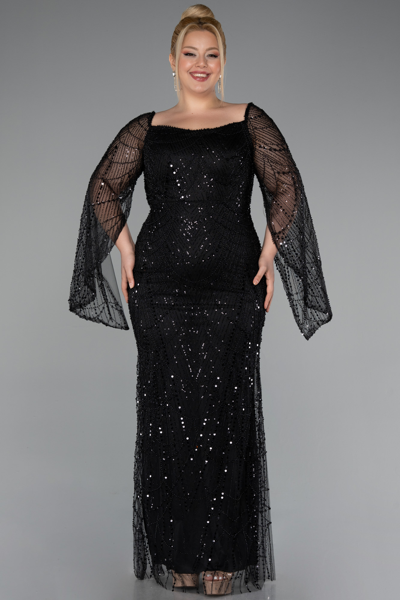 Siyah Uzun Kol Boncuklu Büyük Beden Abiye ABU5067