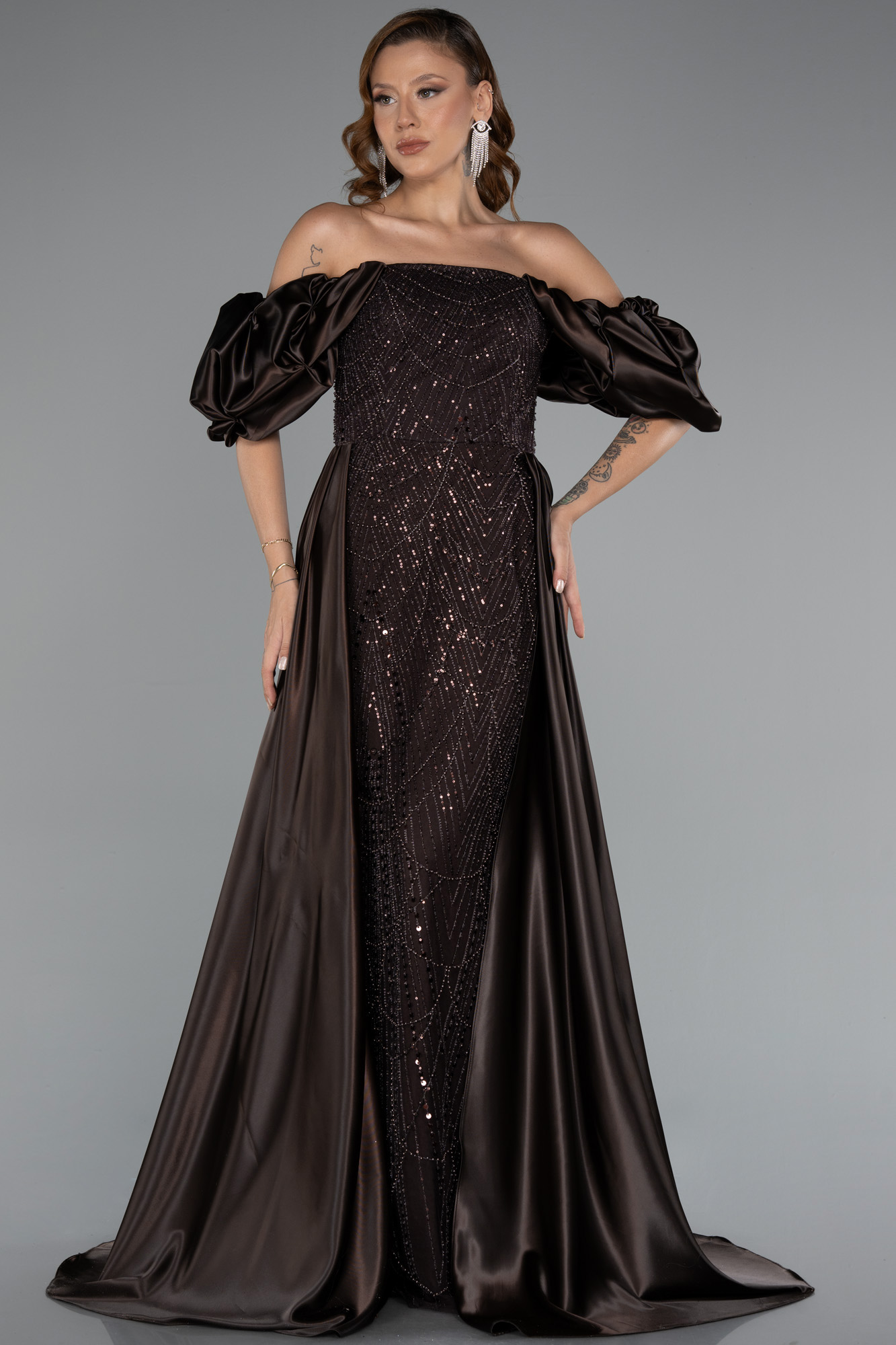 Kahve Kayık Yaka Uzun Boncuklu Büyük Beden Abiye ABU5155