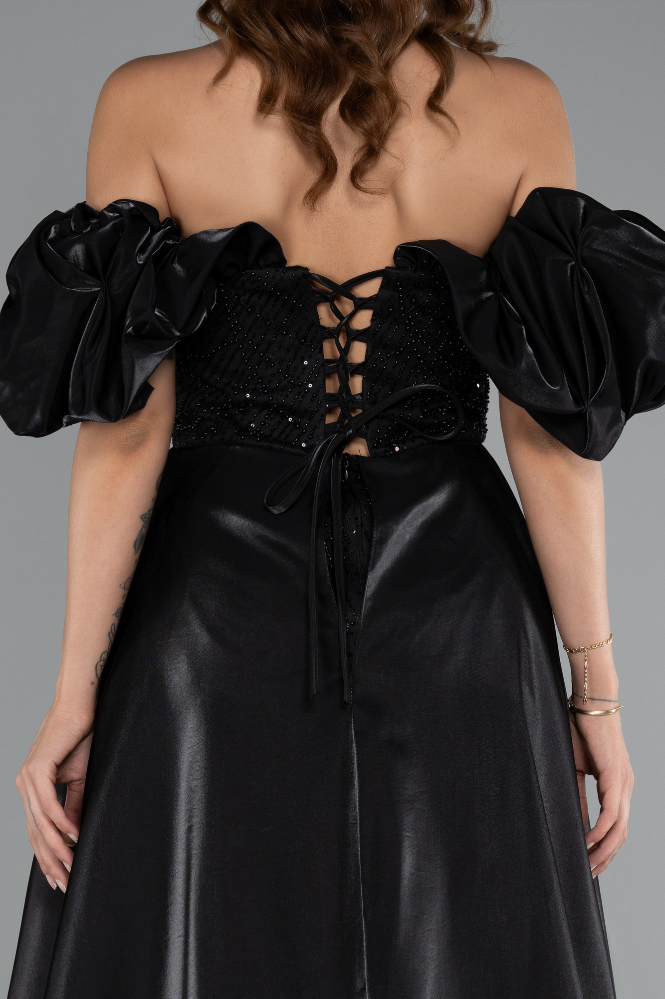 Siyah Kayık Yaka Saten Kuyruklu Uzun Boncuklu Abiye ABU5154 - Görsel 4