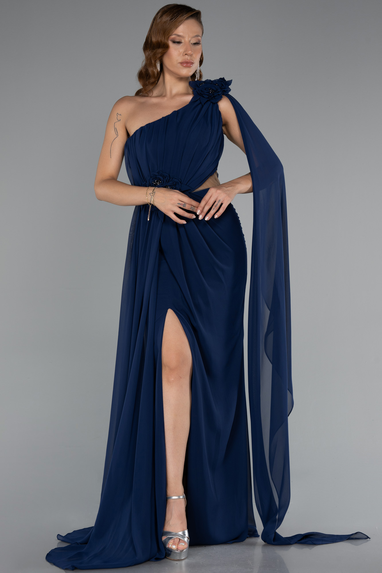 Siyah Şallı Tek Omuz Yırtmaçlı Uzun Şifon Abiye ABU5144 - Görsel 5