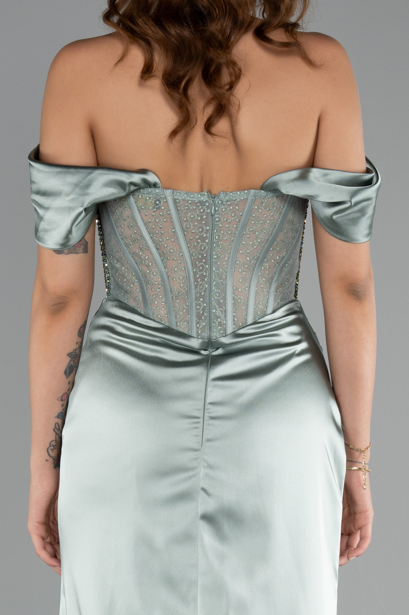 Mint Kayık Yaka Taşlı Balen Uzun Saten Abiye ABU5130 - Görsel 4