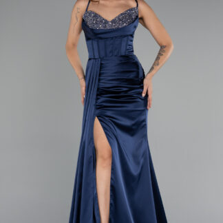 Lacivert Göğsü Taşlı Yırtmaçlı Uzun Saten Abiye ABU5171