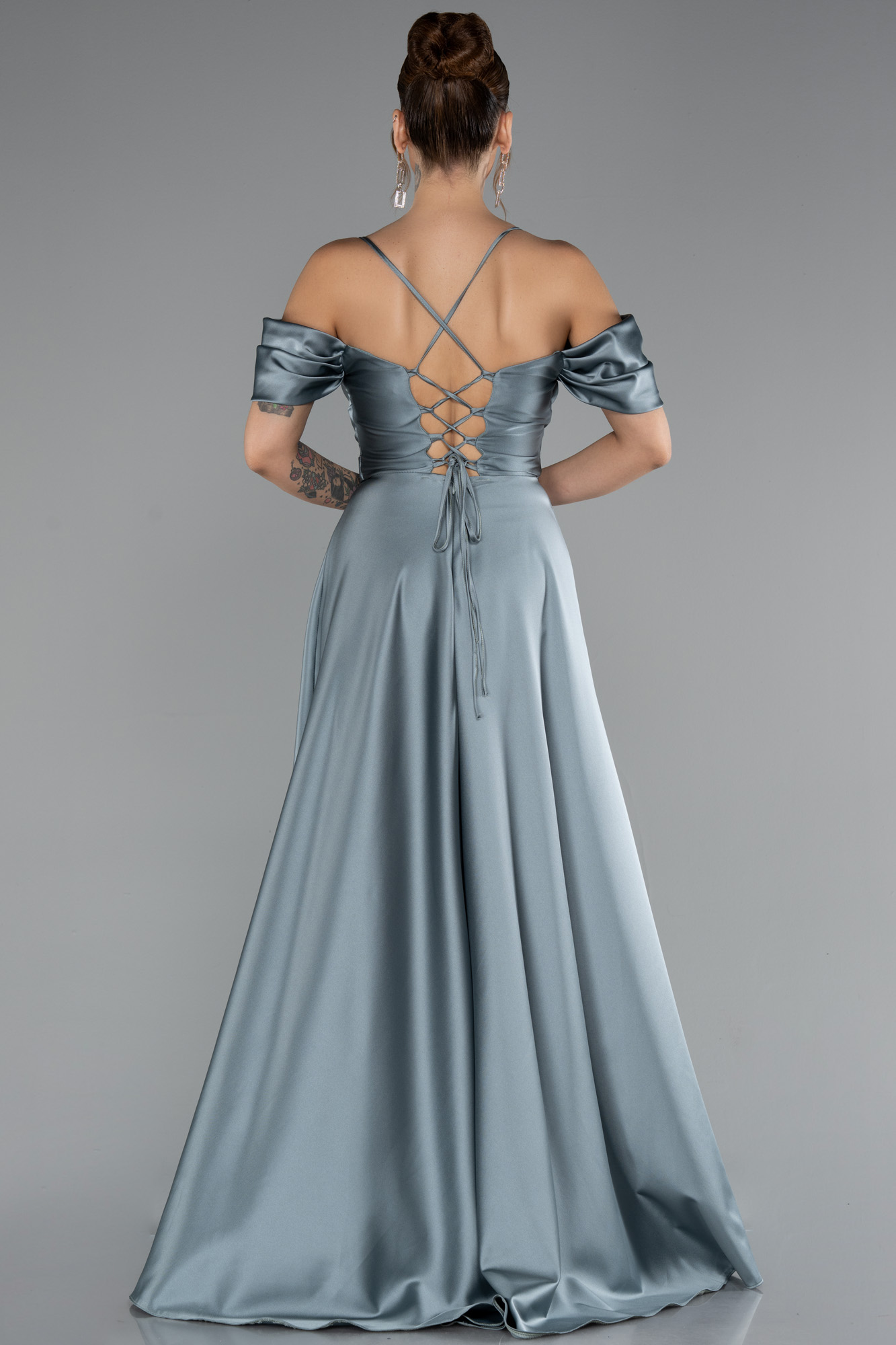 Mint Yırtmaçlı Uzun Saten Mezuniyet Elbisesi ABU4703 - Görsel 2