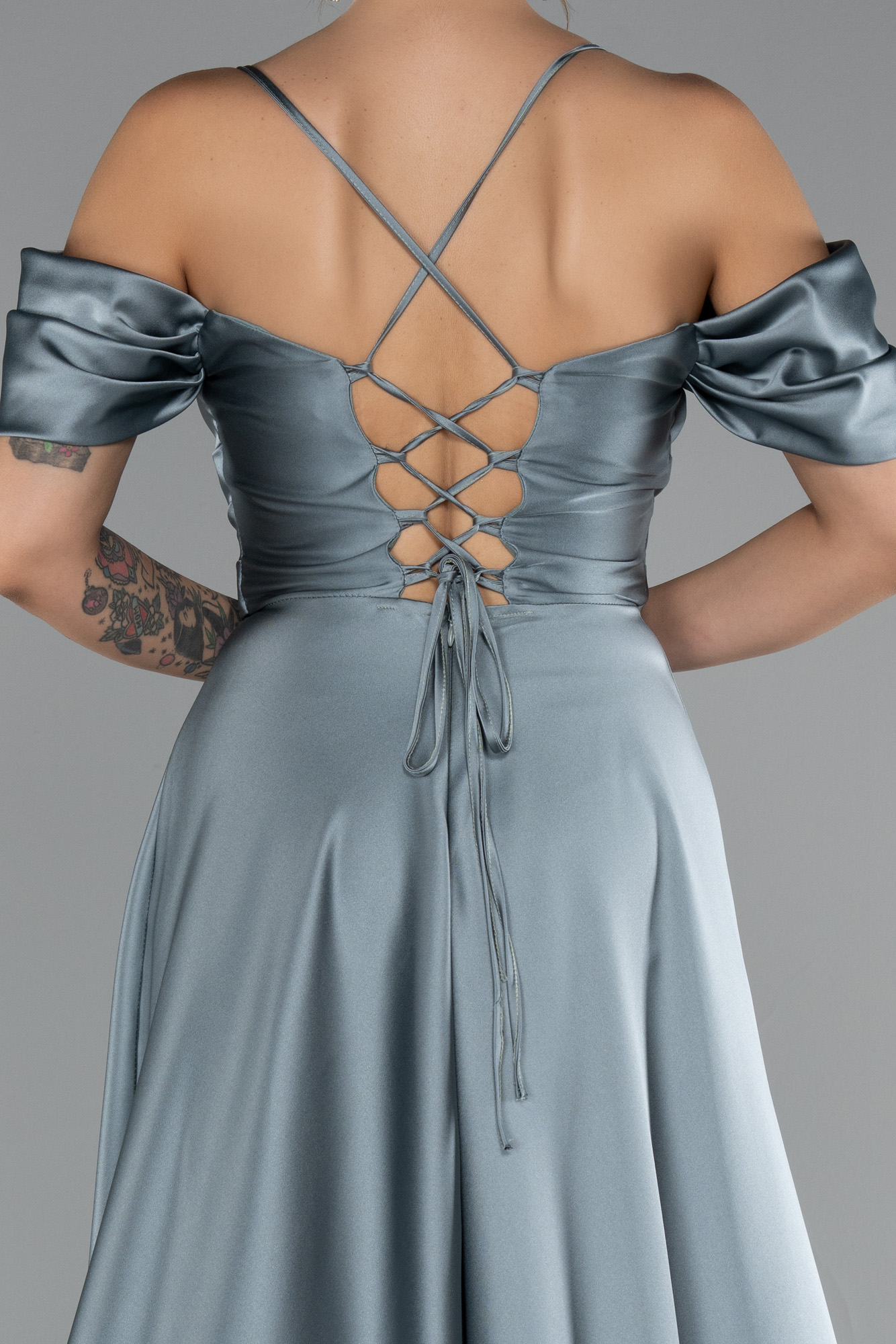 Mint Yırtmaçlı Uzun Saten Mezuniyet Elbisesi ABU4703 - Görsel 4