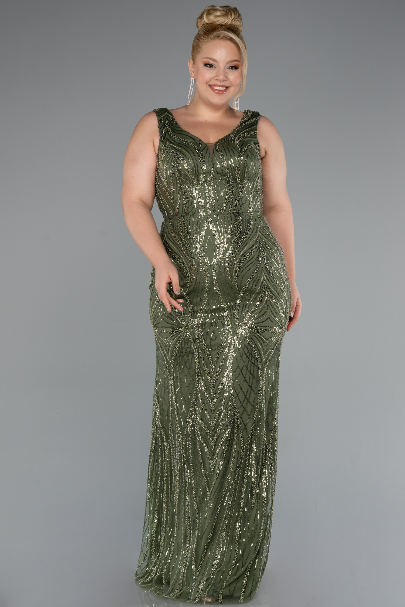 Haki Kolsuz Boncuklu Uzun Büyük Beden Abiye ABU5188