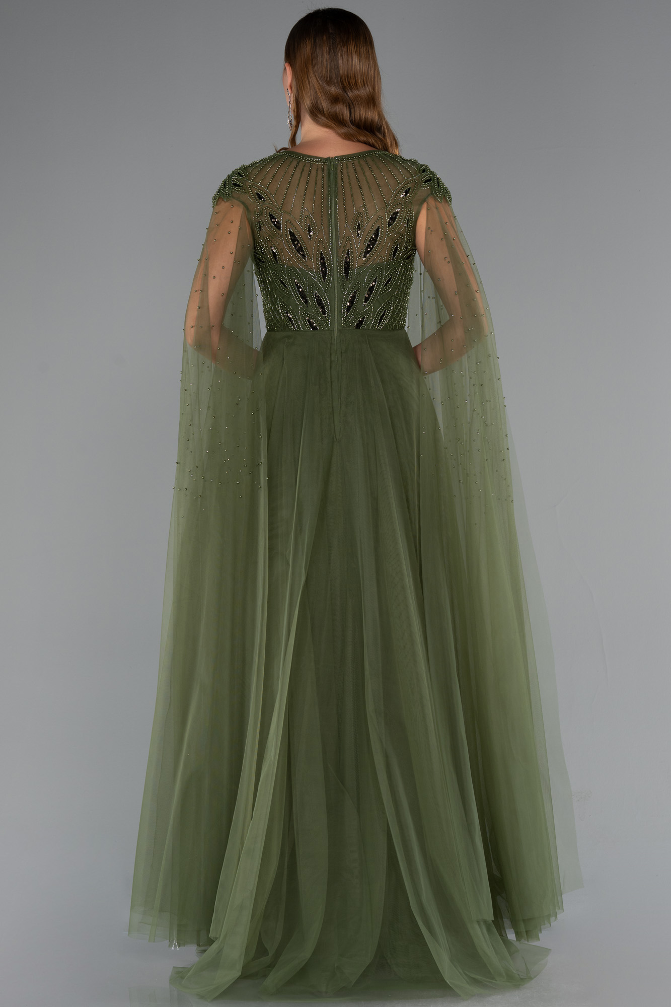 Haki Taş İşleme Pelerinli Uzun Özel Tasarım Abiye ABU4707 - Görsel 2