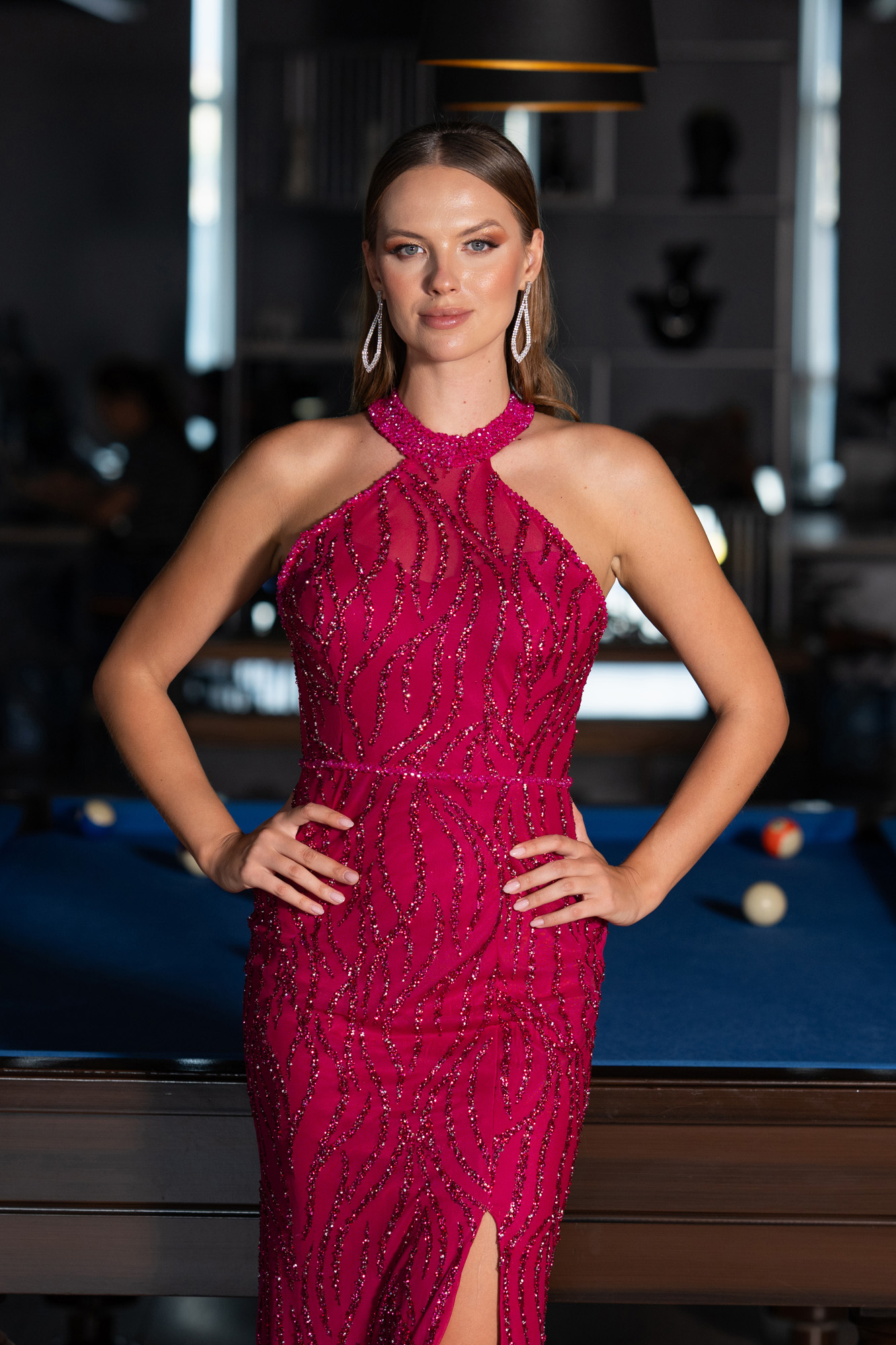 Fuşya Halter Yaka Bacak Dekolteli Uzun Simli Abiye ABU5213