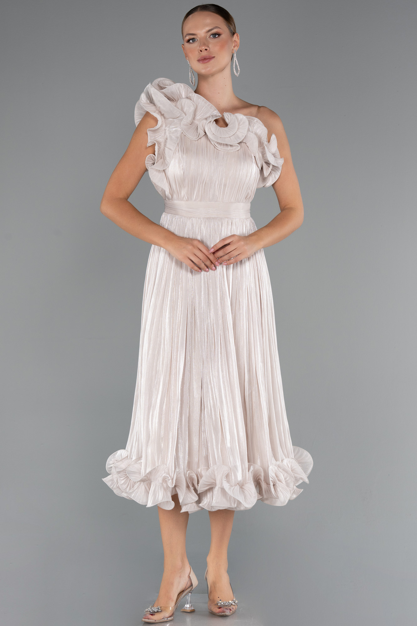 Bej Fırfırlı Tek Omuz Midi Şifon Abiye Elbise ABK2434