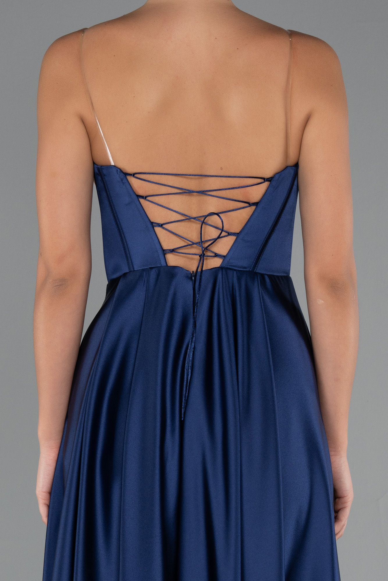 Lacivert Straplez Yırtmaçlı Cut Out Uzun Saten Abiye ABU5246 - Görsel 4