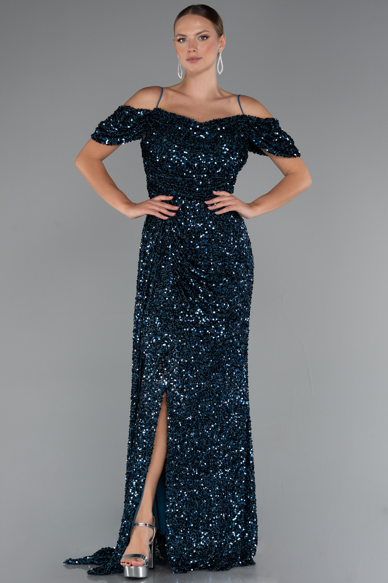 Petrol Yeşili Kuyruklu Uzun Pul Payet Büyük Beden Abiye ABU5232