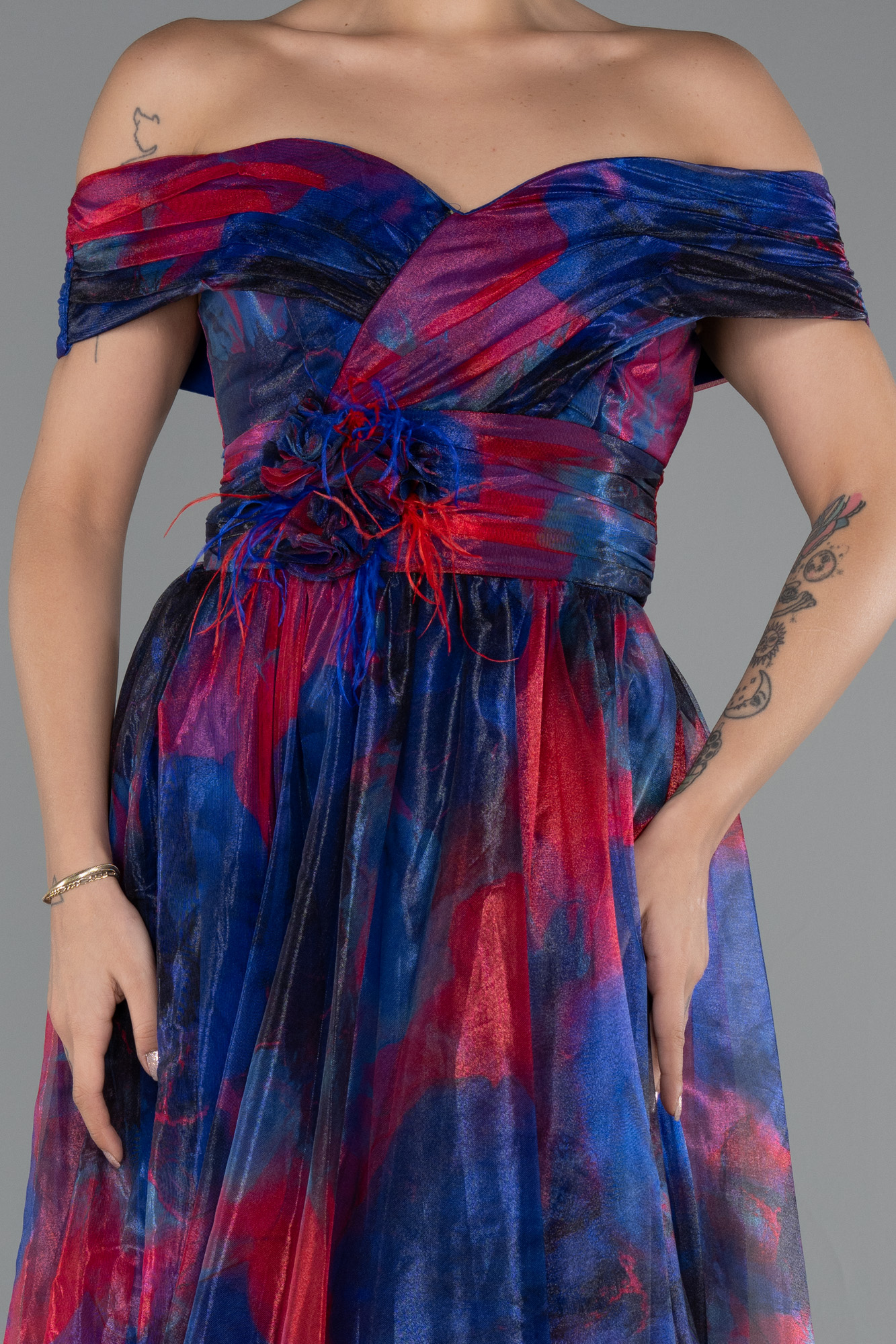 Lacivert Kayık Yaka Yırtmaçlı Uzun Empirme Abiye Elbise ABU5262 - Görsel 3