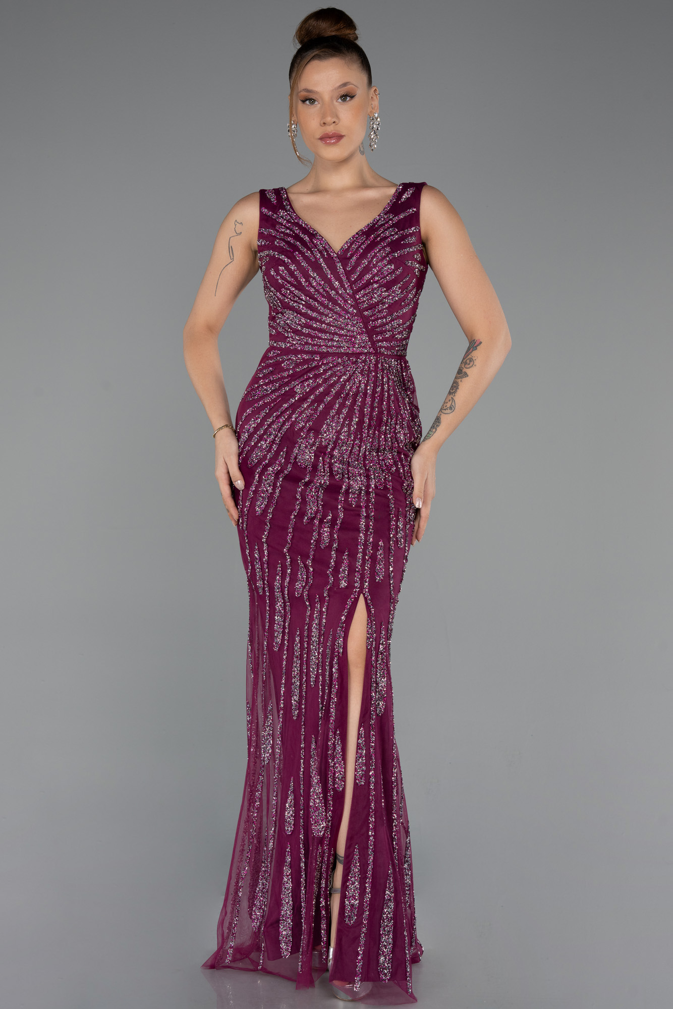 Mürdüm Kolsuz V Yaka Yırtmaçlı Uzun Taşlı Balık Abiye ABU4714