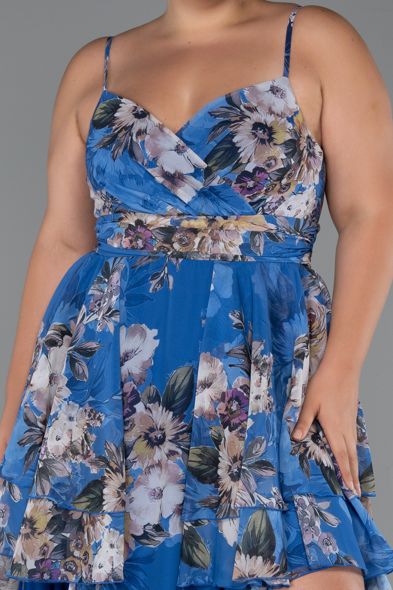 Mavi Bacak Dekolteli Uzun Desenli Büyük Beden Abiye ABU5266 - Görsel 3