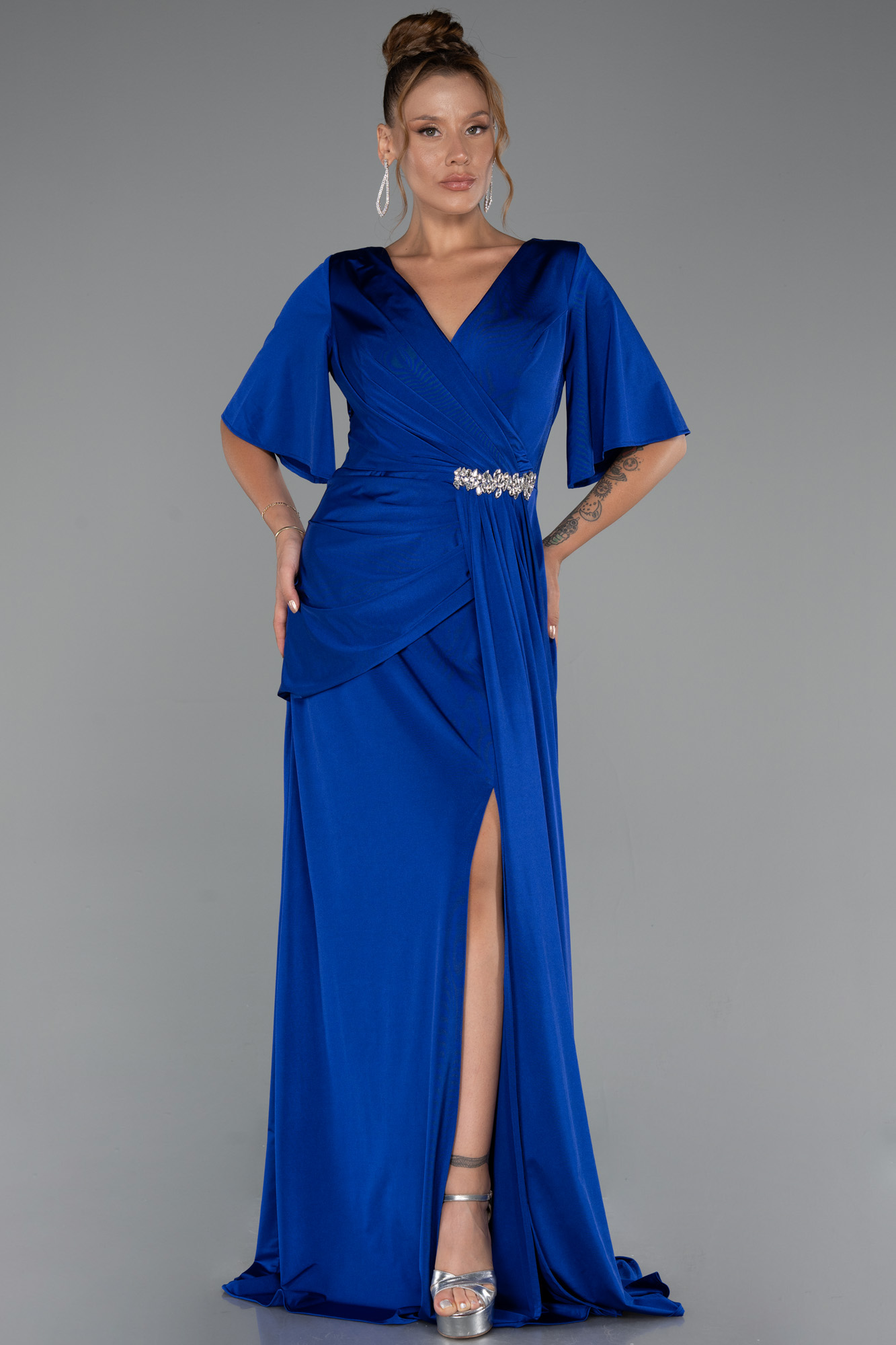 Saks Mavi Kısa Kol Yırtmaçlı Uzun Büyük Beden Abiye ABU5287