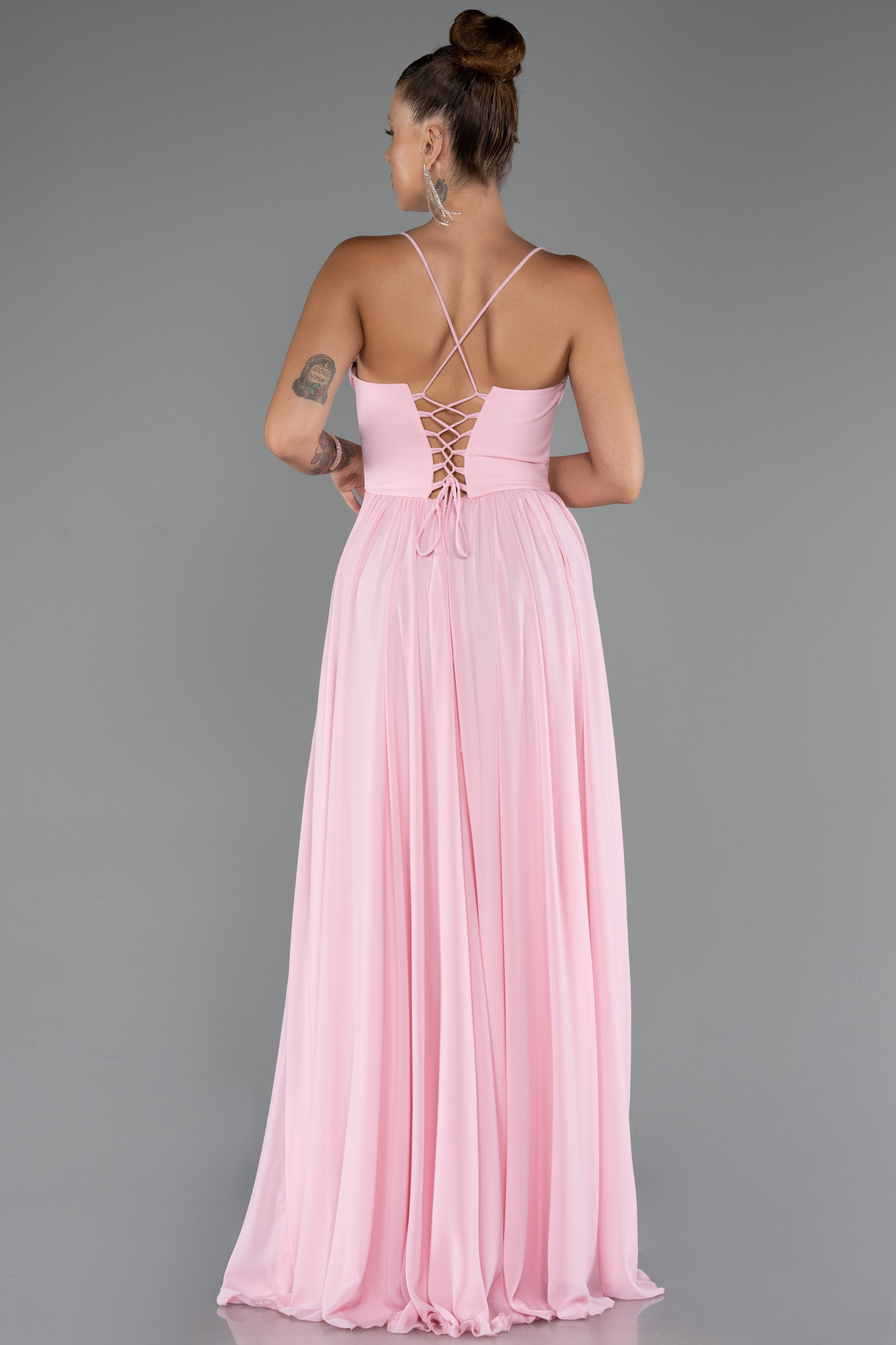 Pudra Sırt Ve Bacak Dekolteli Uzun Şifon Abiye ABU5223 - Görsel 2