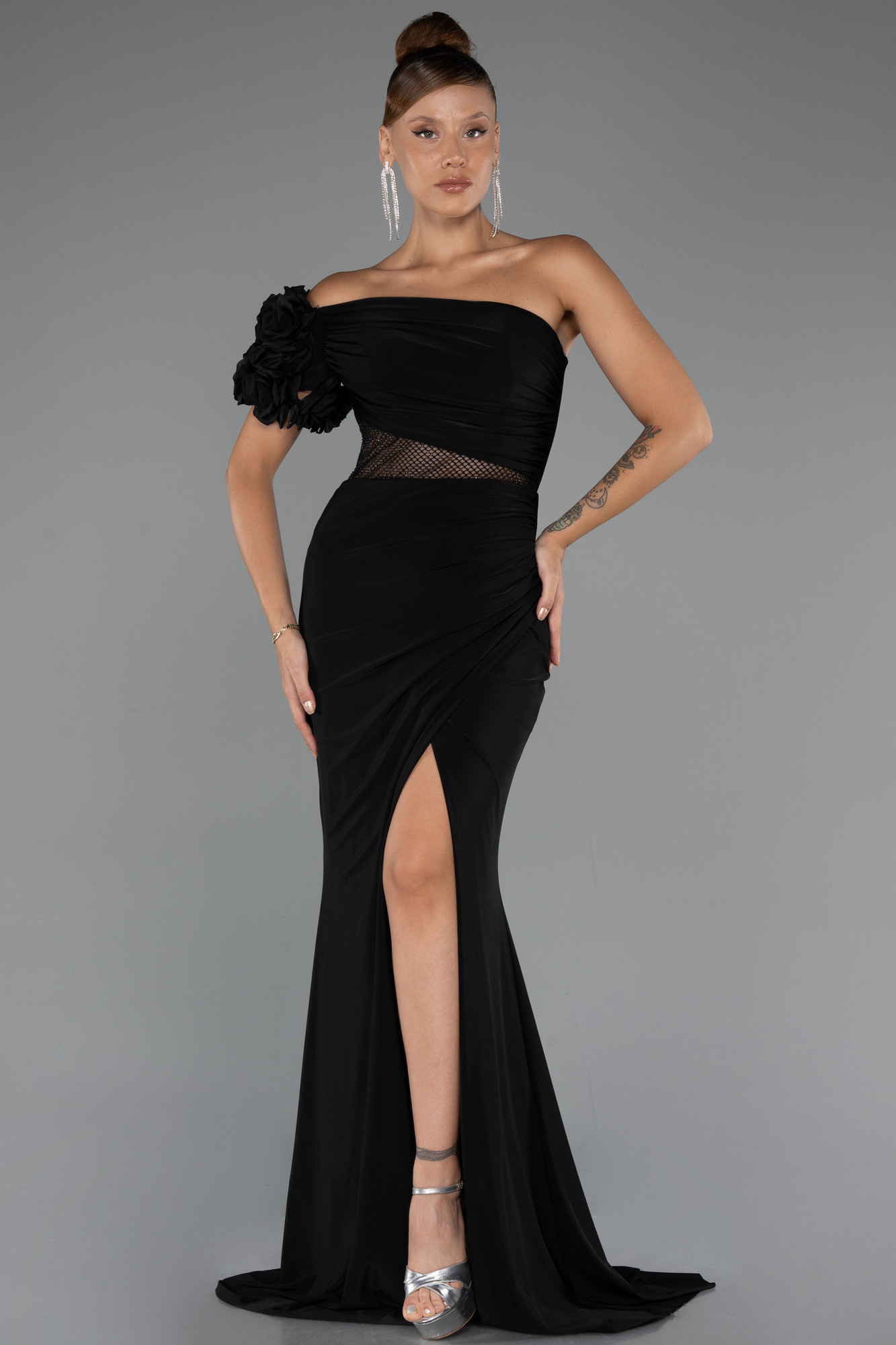 Siyah Tek Omuz Bacak Dekolteli Uzun Abiye Elbise ABU5299