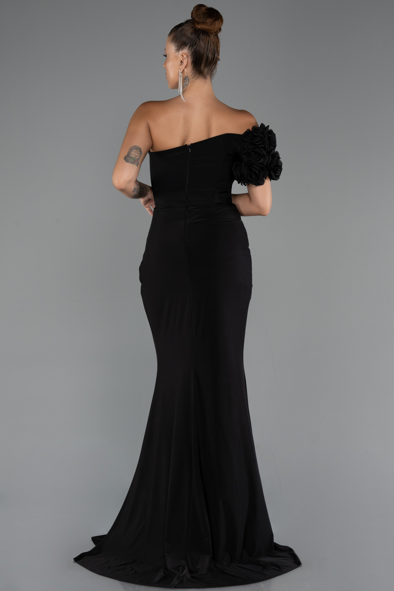 Siyah Tek Omuz Bacak Dekolteli Uzun Abiye Elbise ABU5299 - Görsel 2