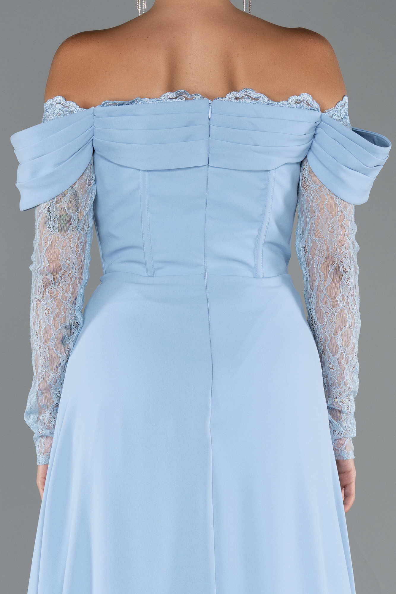 Buz Mavisi Dantelli Uzun Kol Kayık Yaka Balenli Abiye Elbise ABU5301 - Görsel 4