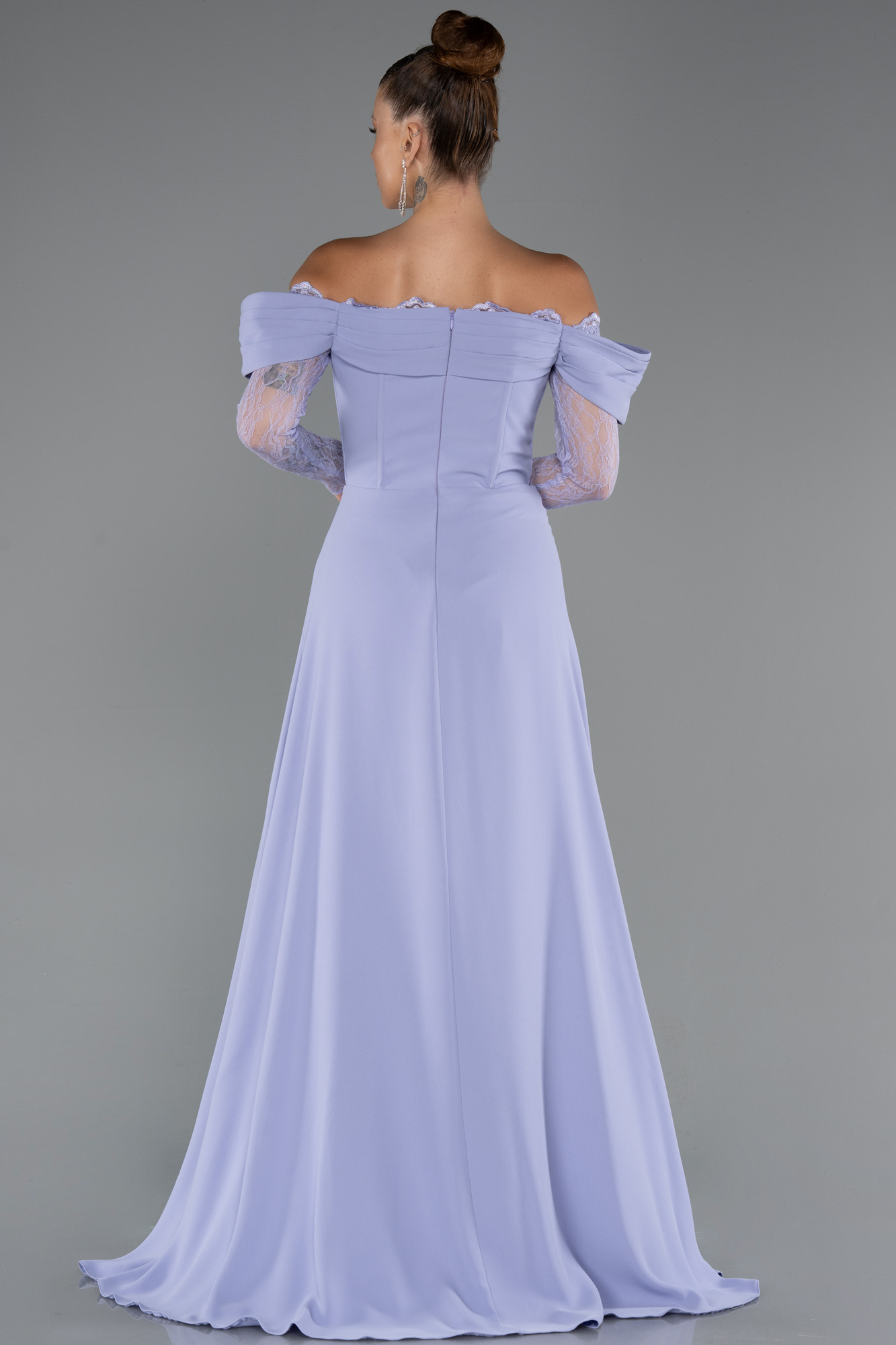 Lila Dantelli Uzun Kol Kayık Yaka Balenli Abiye Elbise ABU5301 - Görsel 2