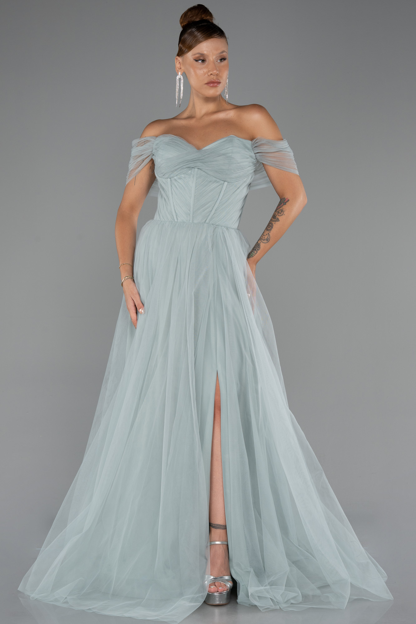 Mint Kayık Yaka Bacak Dekolteli Uzun Abiye Elbise ABU5302