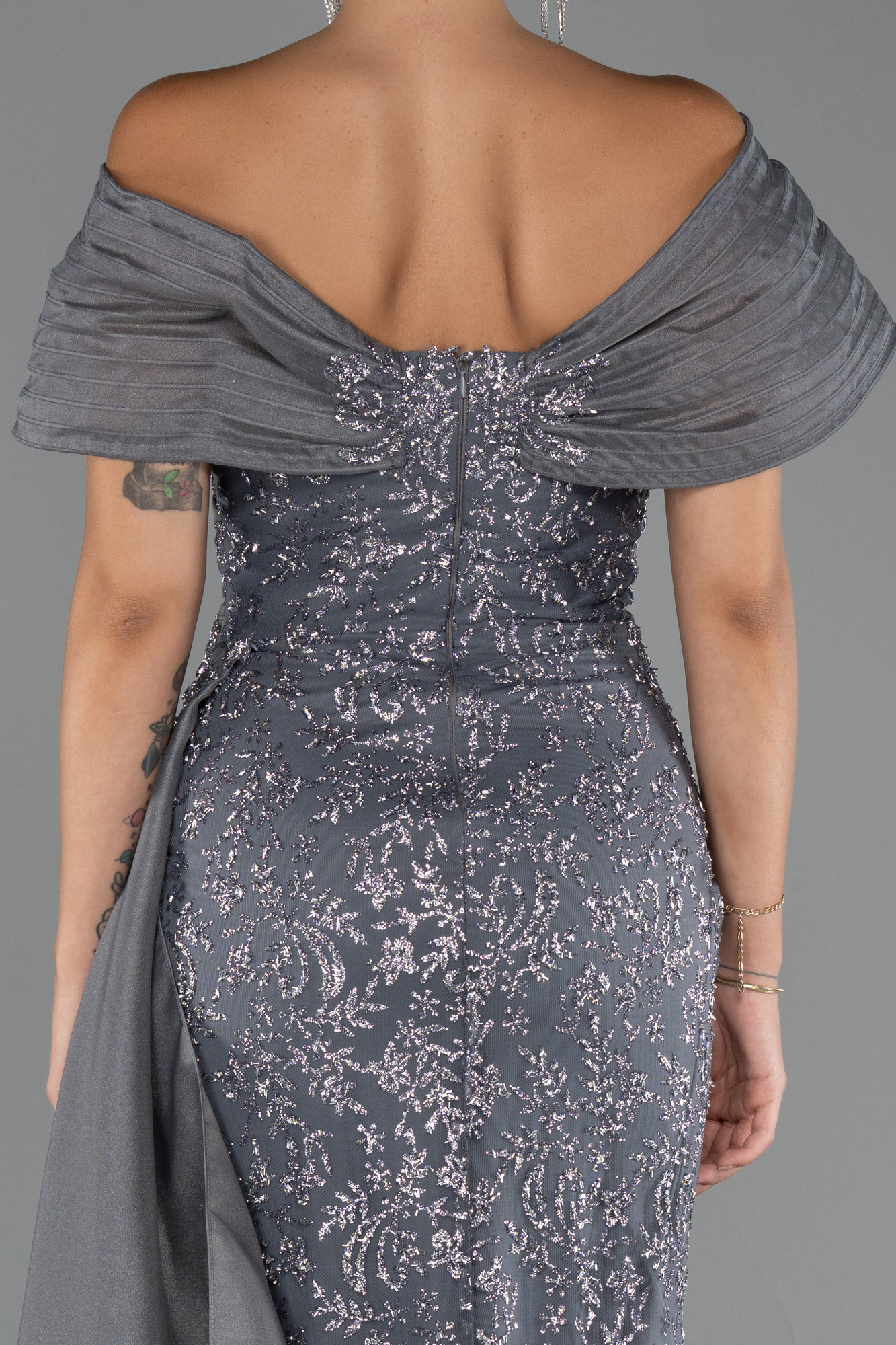 Antrasit Kayık Yaka Kuyruklu Uzun Simli Balık Abiye Elbise ABU5304 - Görsel 5